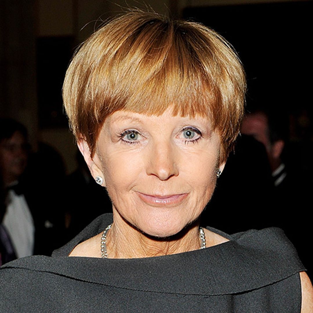 Anne Robinson using dating app Tinder aged 72