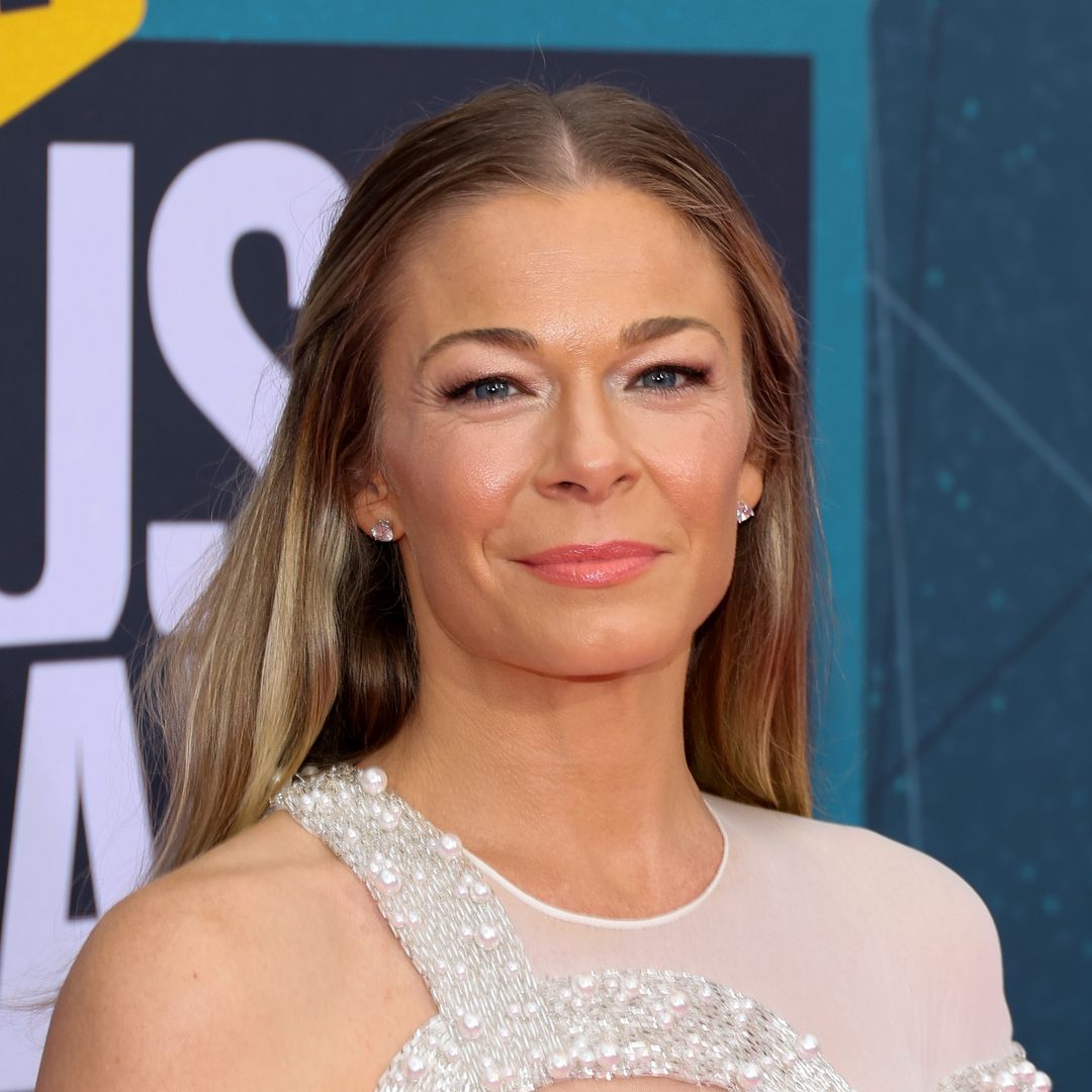 LeAnn Rimes reveals battle with secret health issues