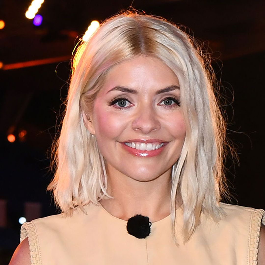 Holly Willoughby debuts striking new jewellery in stunning selfie