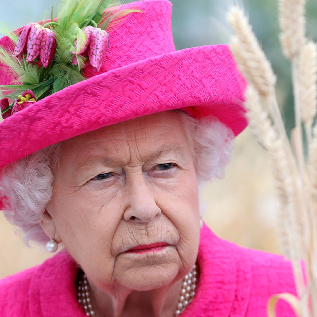 The Queen's home issues warning to visitors - details