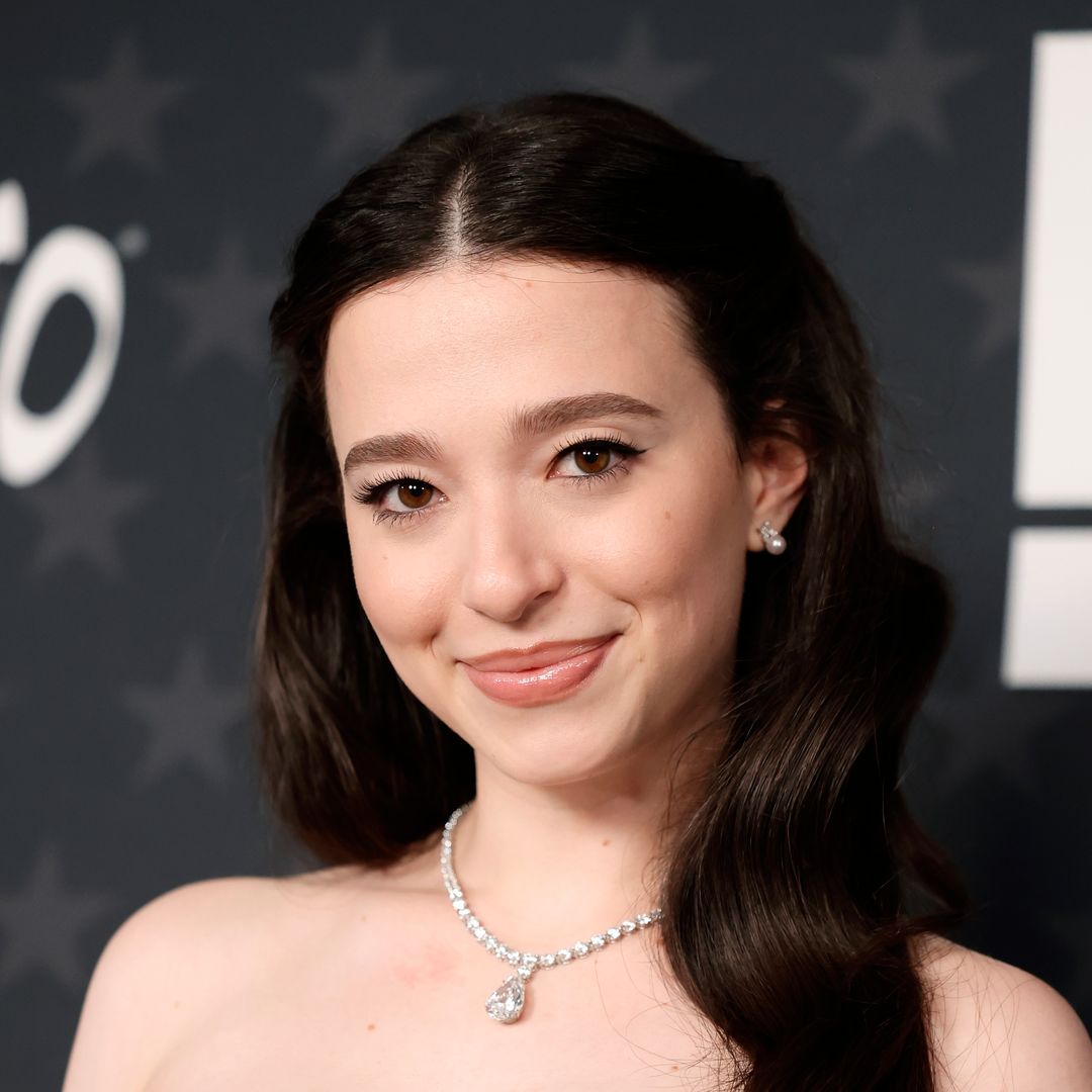 The best vintage Critics Choice Awards outfits of all time