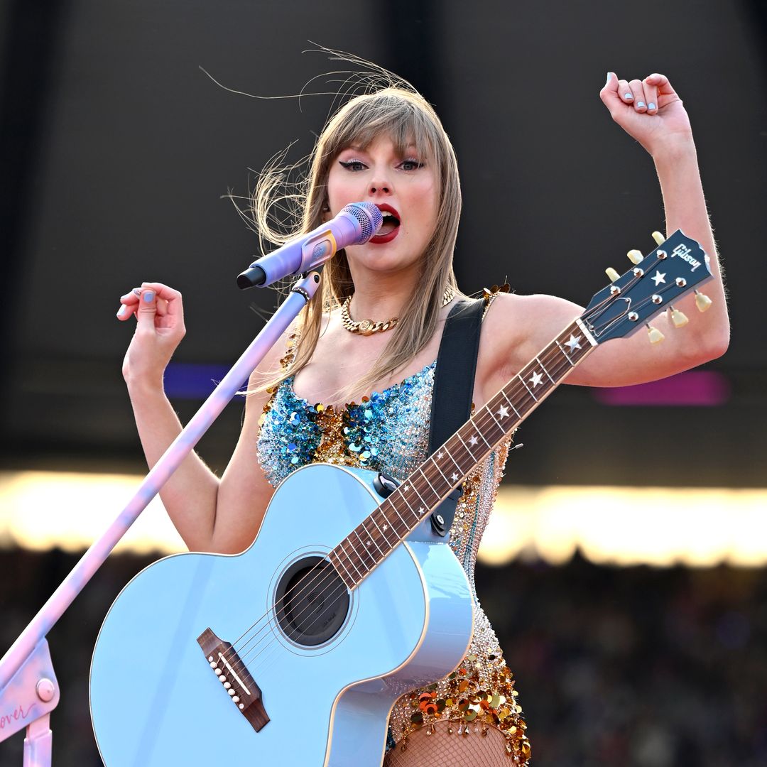 Taylor Swift halts Edinburgh show to help fans — and deal with a major hand cramp