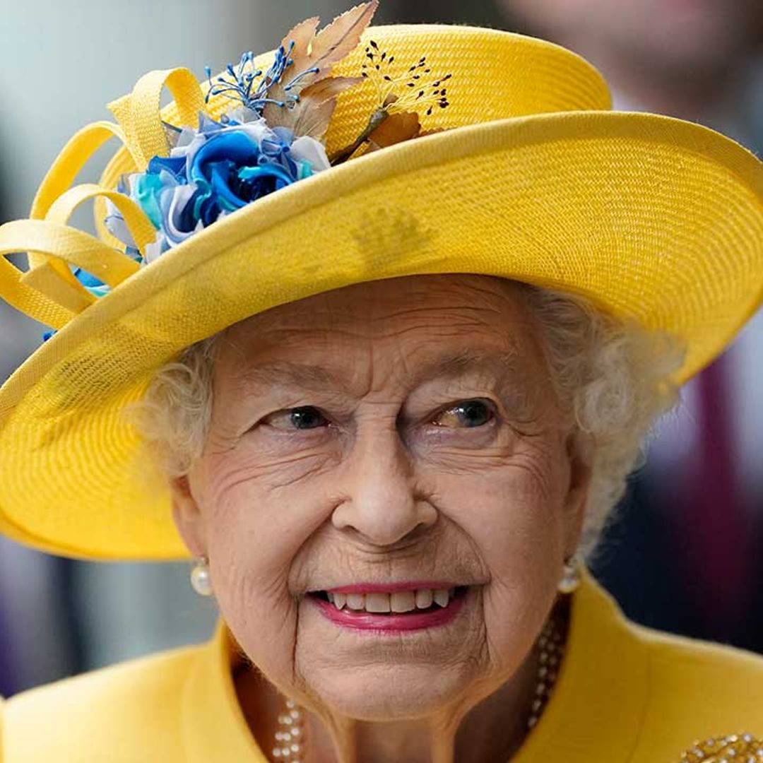Queen Elizabeth II: Record your messages of sympathy in HELLO!'s Book of Condolence