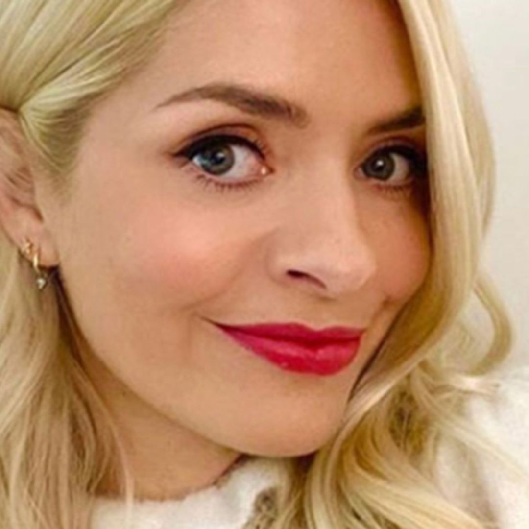 Holly Willoughby's cheeky slogan sweatshirt leaves fans disappointed