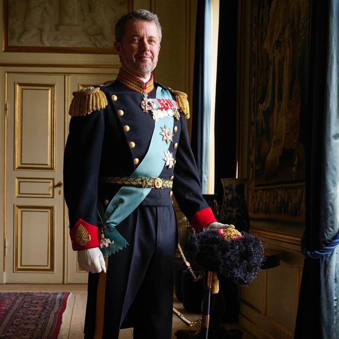 King Frederik of Denmark's fancy new signature revealed