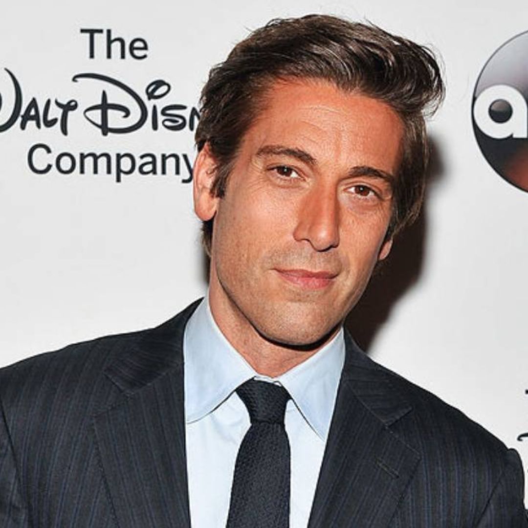 David Muir is the double of his dad Ronald Muir in rare throwback photo