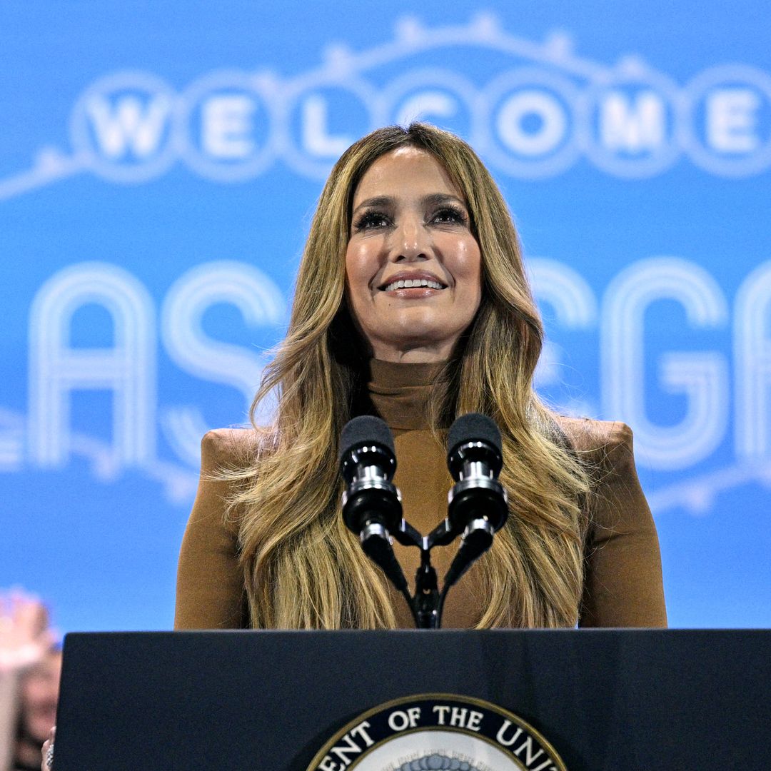 Jennifer Lopez breaks down in tears at Kamala Harris' rally as she talks about love