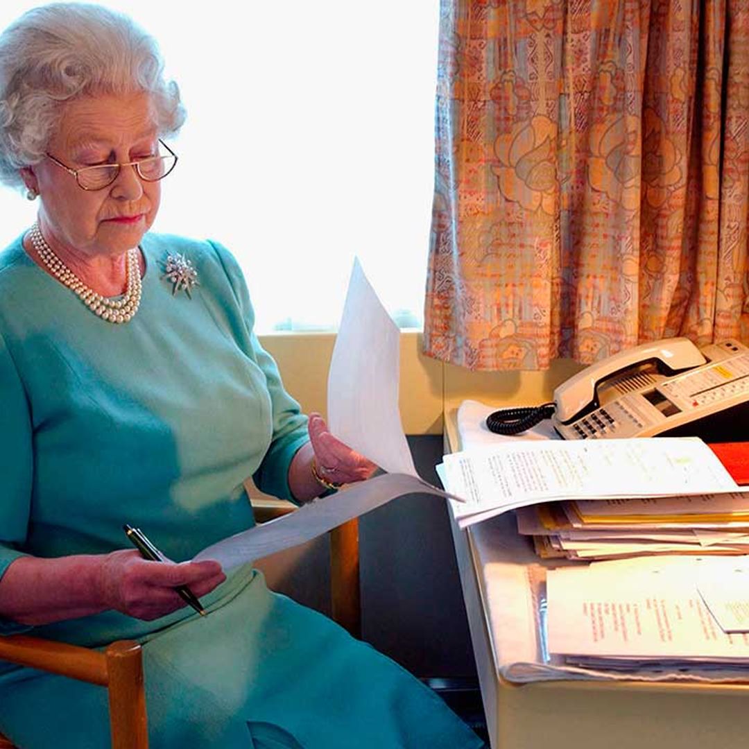 The Queen changes plans to carry out important weekly royal duty