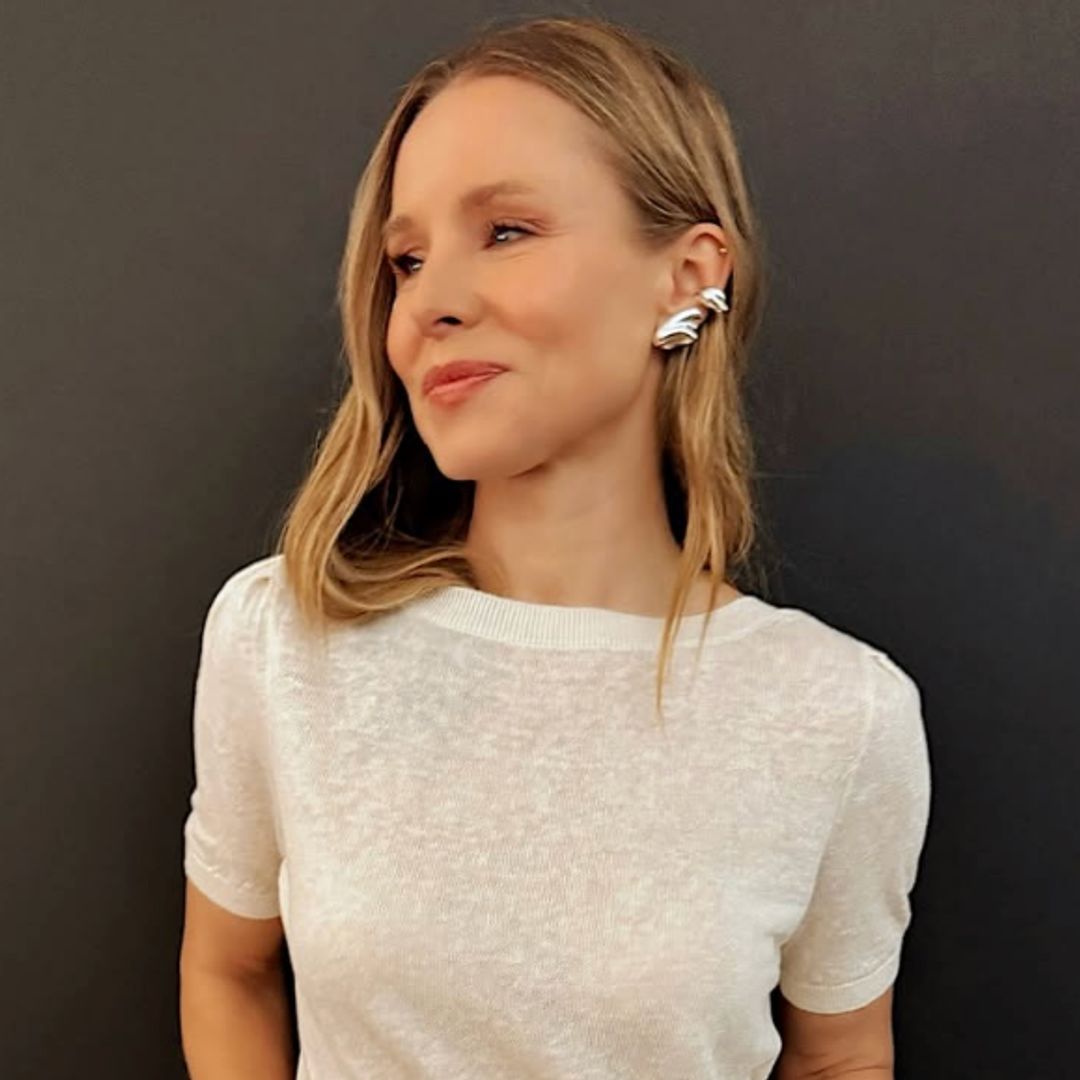 Kristen Bell is making a case for butter yellow jeans for summer thanks to her new affordable pair