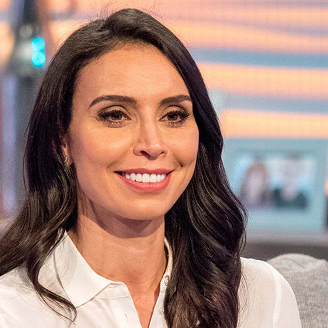 Christine Lampard just matched her pink shoes to her wallpaper and we are obsessed!