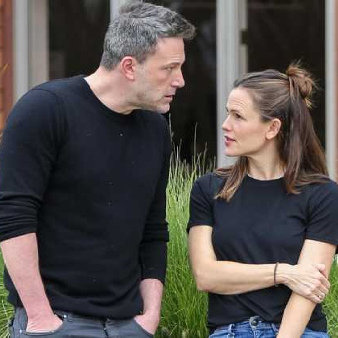 Jennifer Garner visits ex Ben Affleck amid divorce rumors