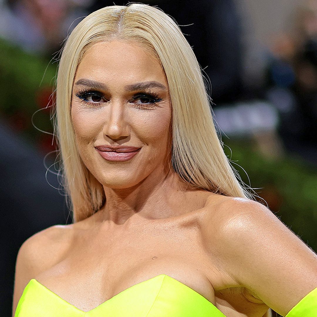 Gwen Stefani twins with rarely seen family member in gorgeous new photo