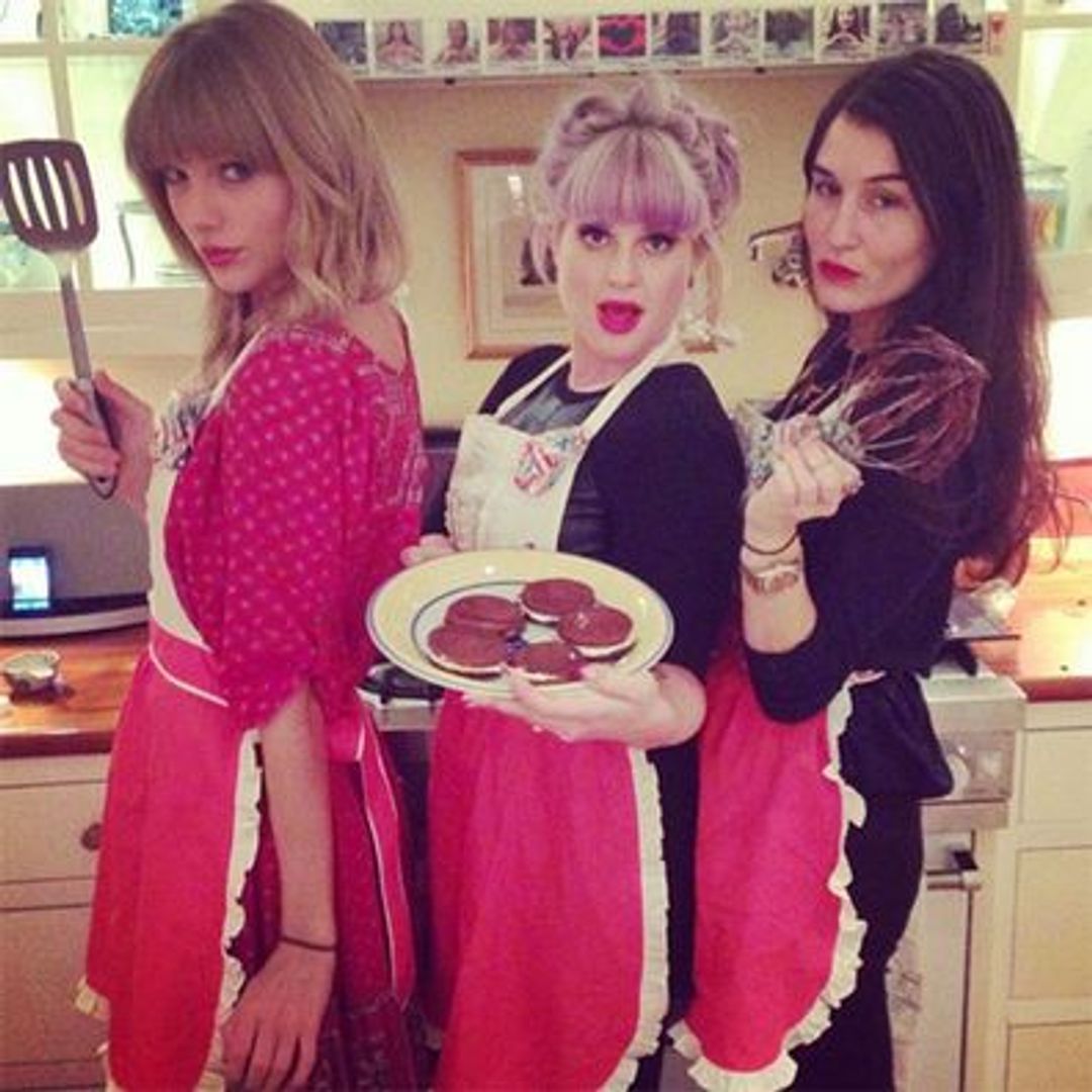 From Taylor Swift to Jennifer Aniston: celebrities who celebrate Friendsgiving