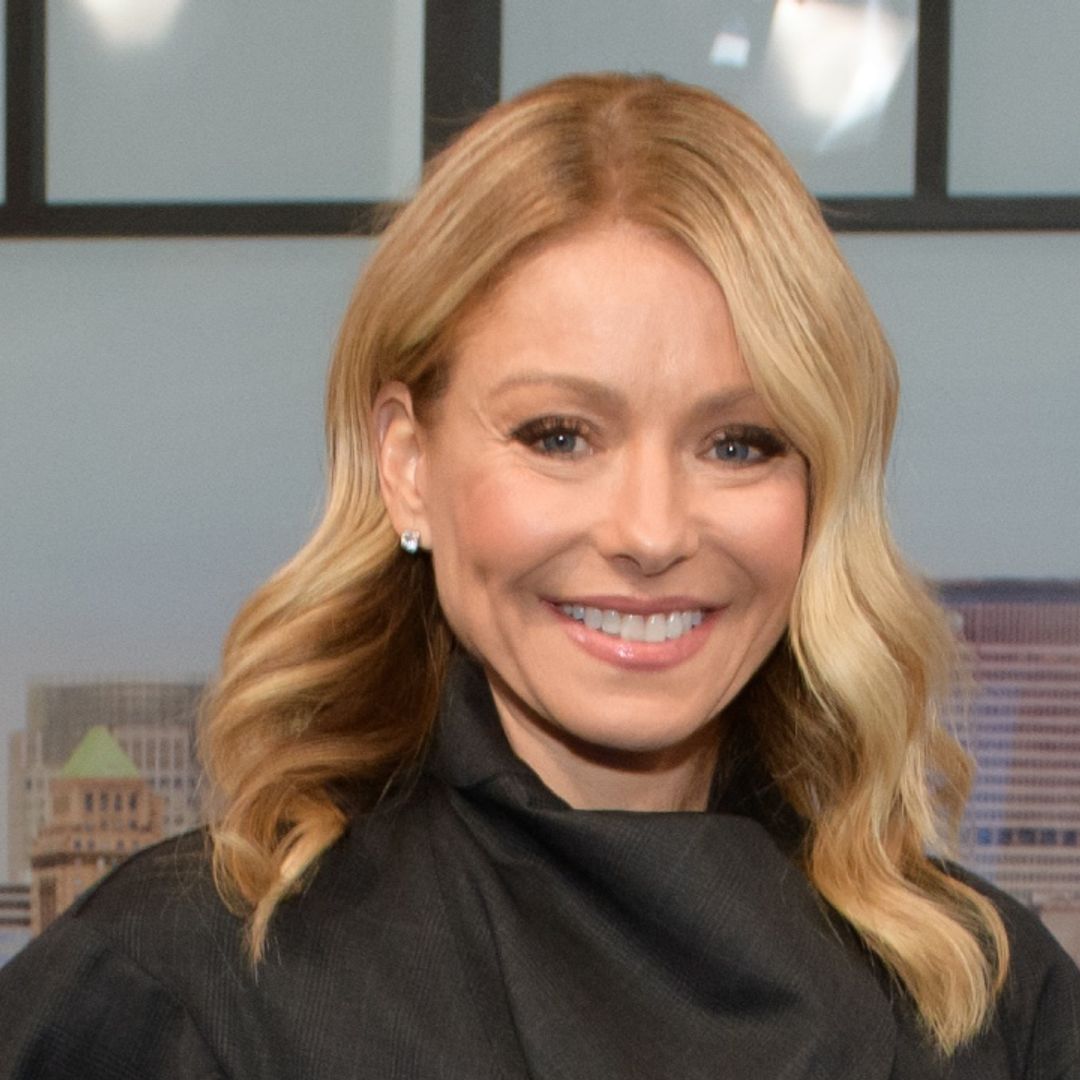Kelly Ripa shares photographs from day out with rarely seen father