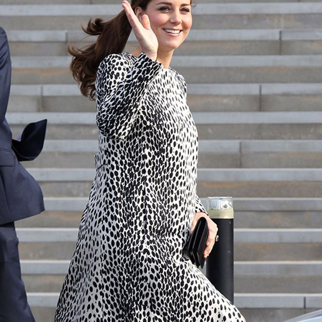 Heavily pregnant Kate turns to old maternity wardrobe