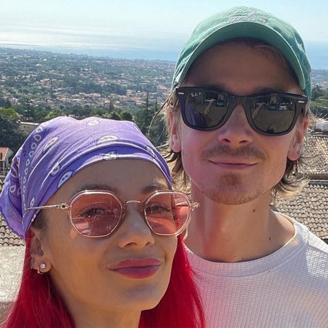 Dianne Buswell and Joe Sugg are the ultimate couple goals in new autumnal photo