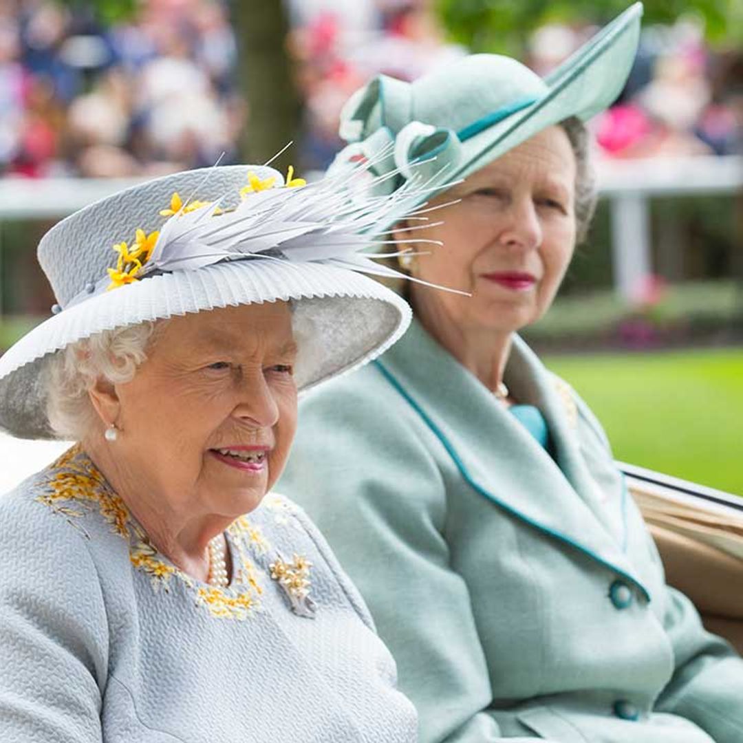 The Queen unveils touching tribute to Princess Anne's marriage