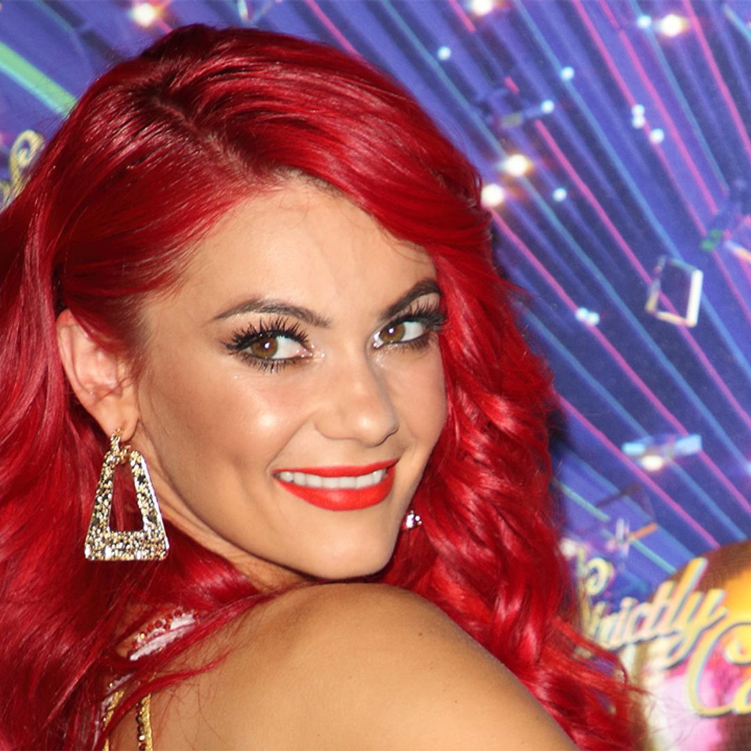 Dianne Buswell simply glows in vibrant swimsuit ahead of Christmas away from Joe Sugg