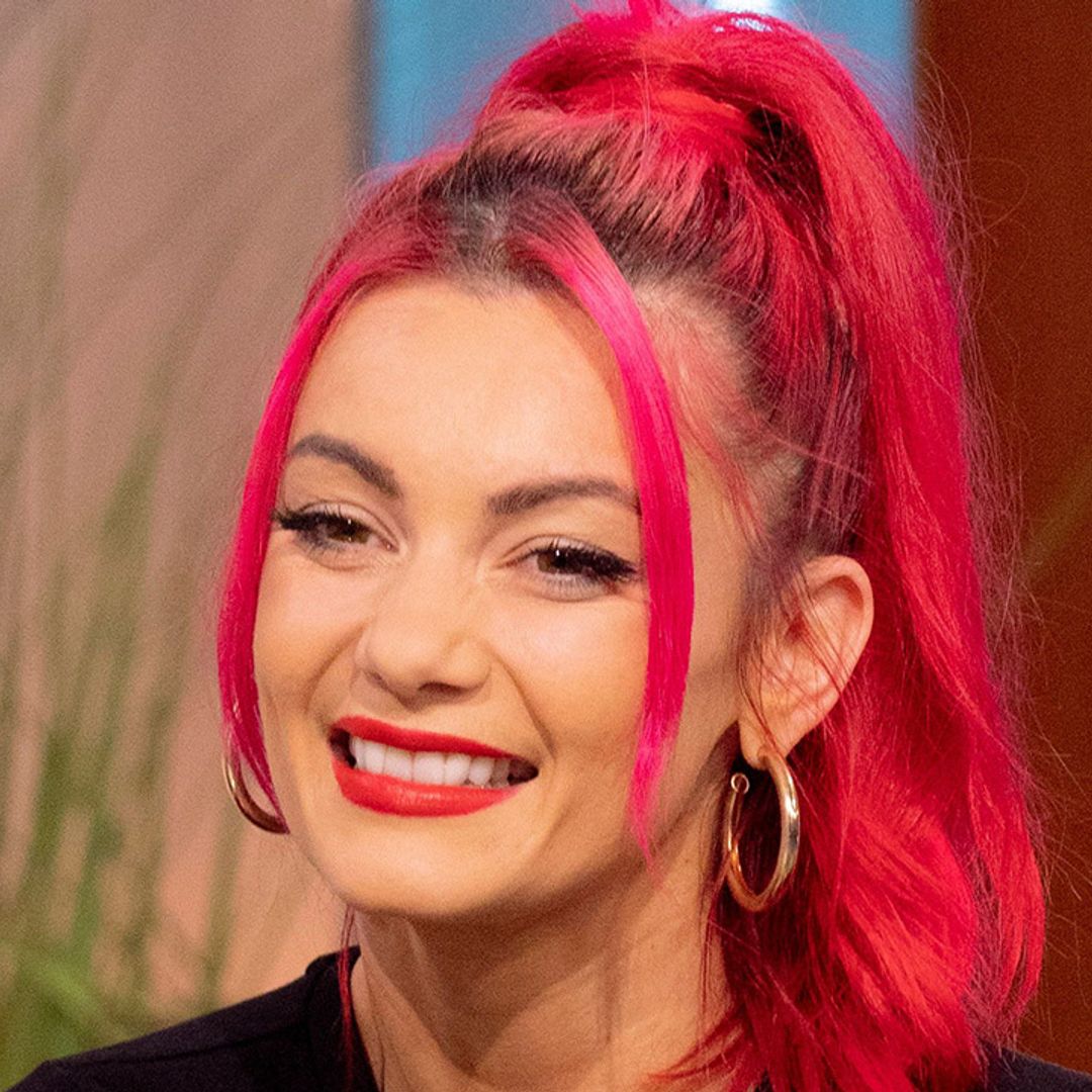 Dianne Buswell stuns in zippy swimsuit during solo Christmas break in Australia