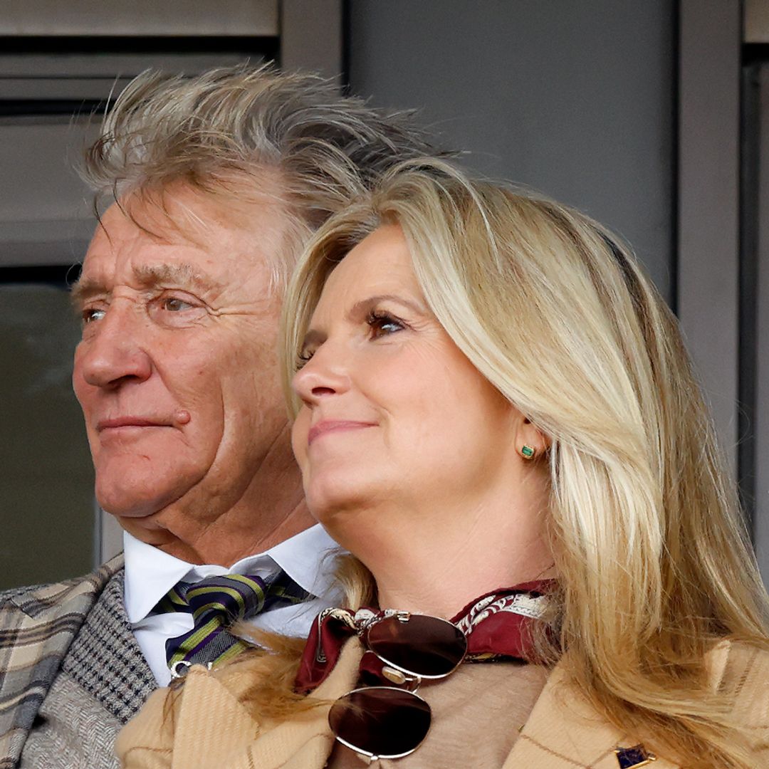 Rod Stewart and Penny Lancaster confuse fans with photo from 'romantic' getaway 