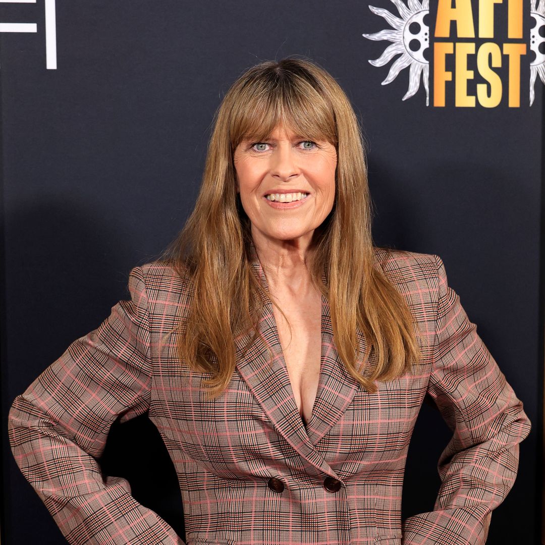 Terri Irwin reveals how Russell Crowe took her family 'under his wing' after Steve Irwin's death