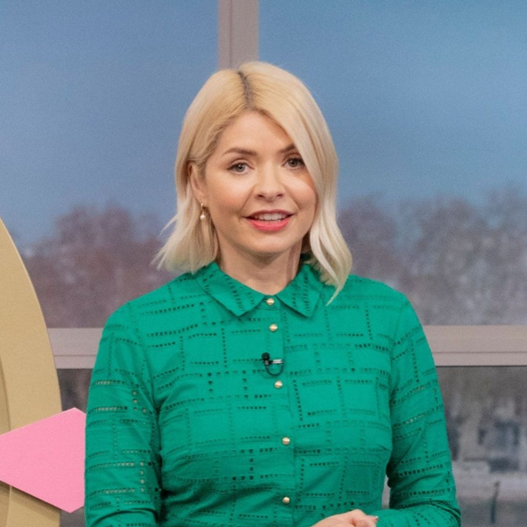 This Morning's Holly Willoughby forced to apologise after show disruption