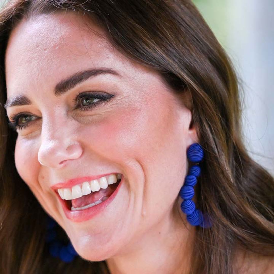 Kate Middleton looks bold and beautiful in striking outfit for second day of Caribbean Royal Tour