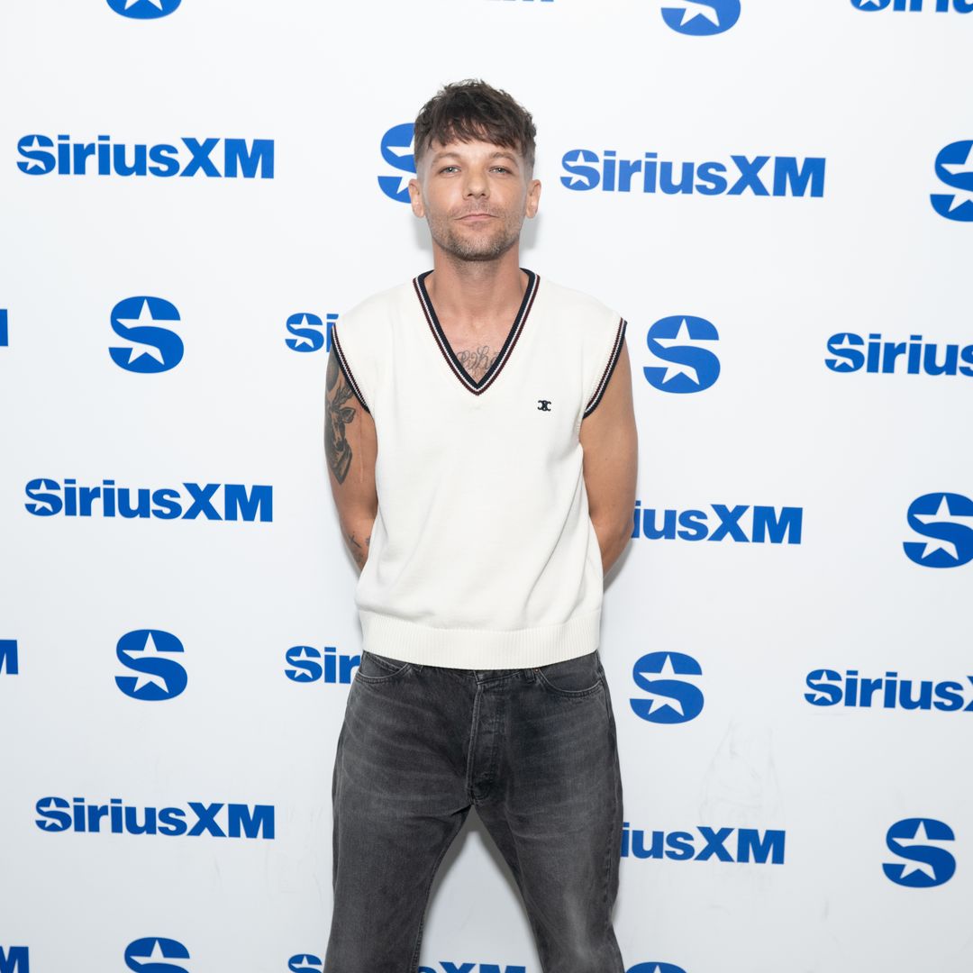 Louis Tomlinson swerves question about Zayn Malik as he praises fellow One Direction bandmates