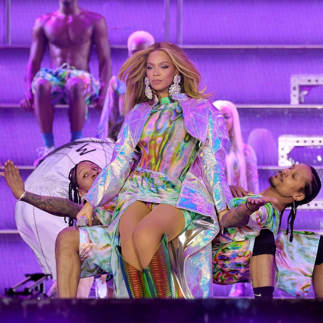 Beyonce on stage performing