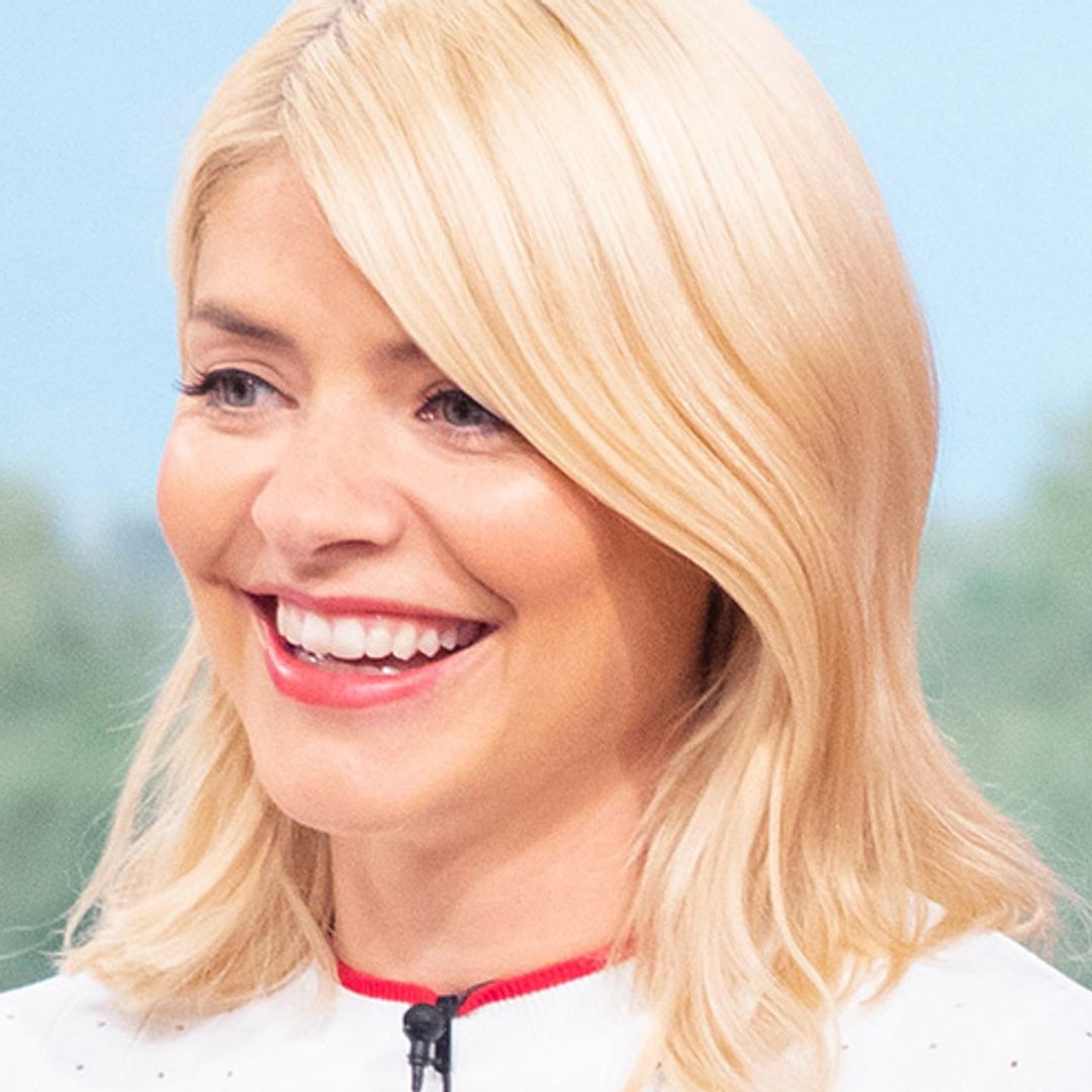 Holly Willoughby just wore the dreamiest lace dress – and we need it