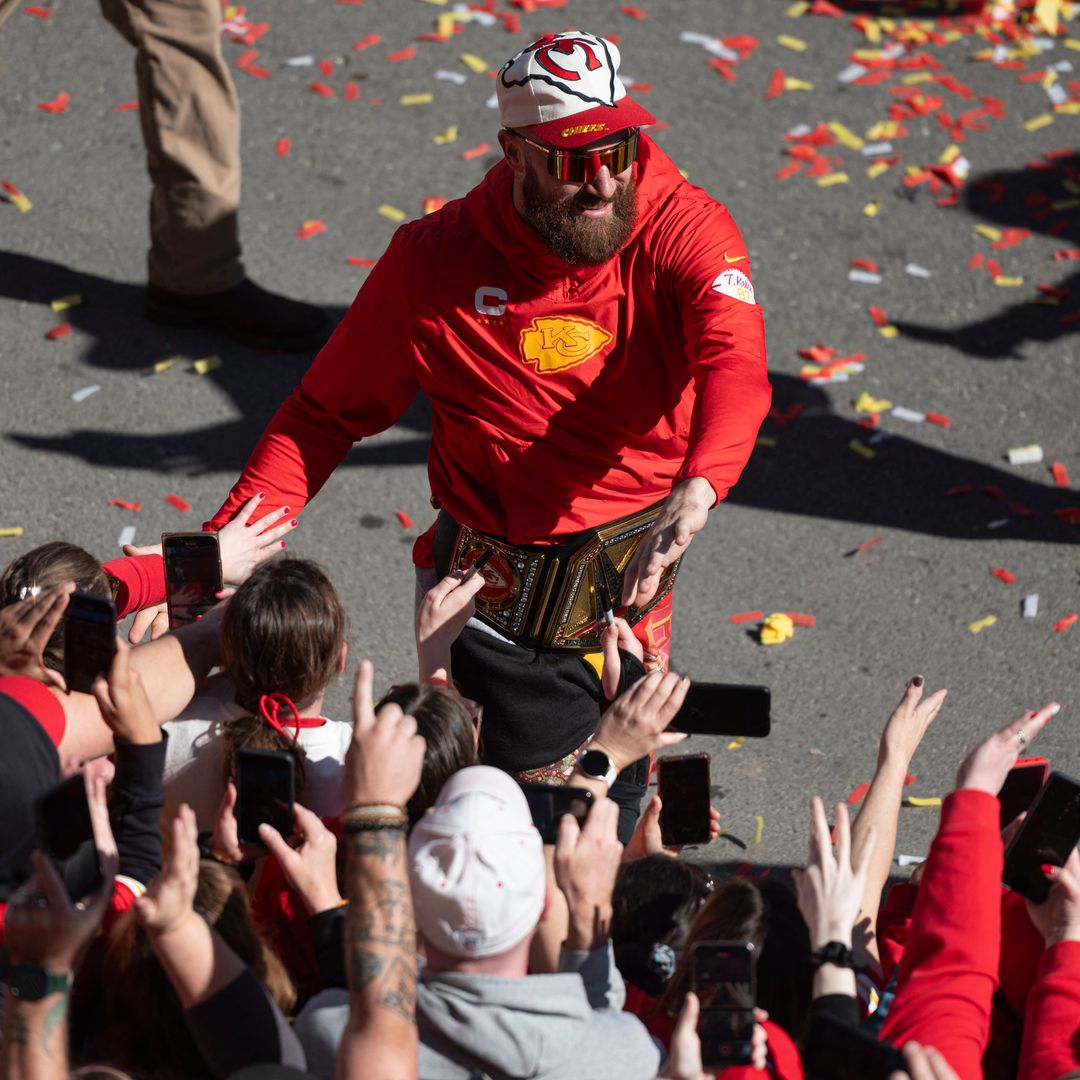 Shooting at Kansas City Chiefs Super Bowl parade: Travis Kelce, Patrick Mahomes, more in attendance, one dead, several wounded – latest