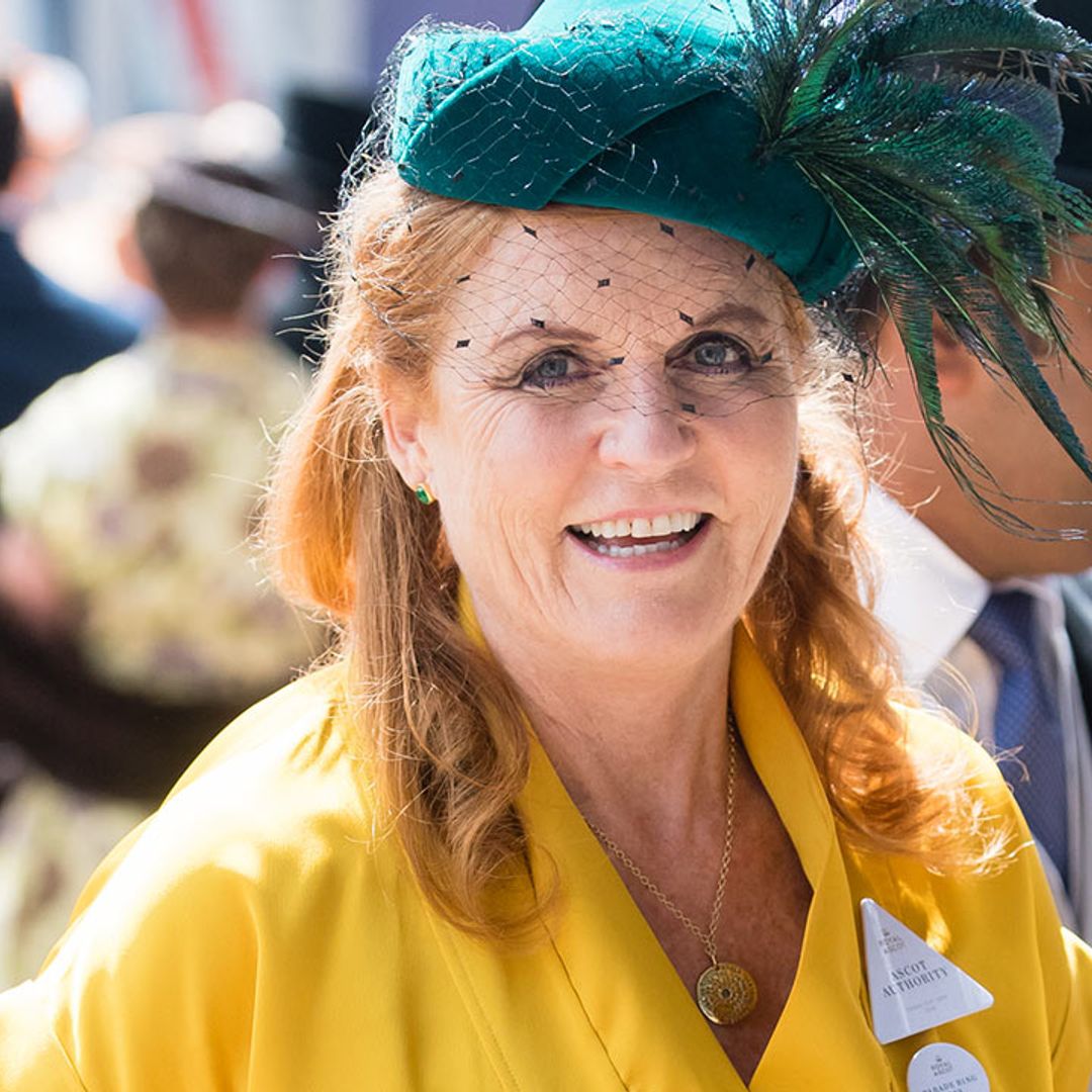 Sarah Ferguson WOWS in yellow at Ascot and you should see her Gucci bag