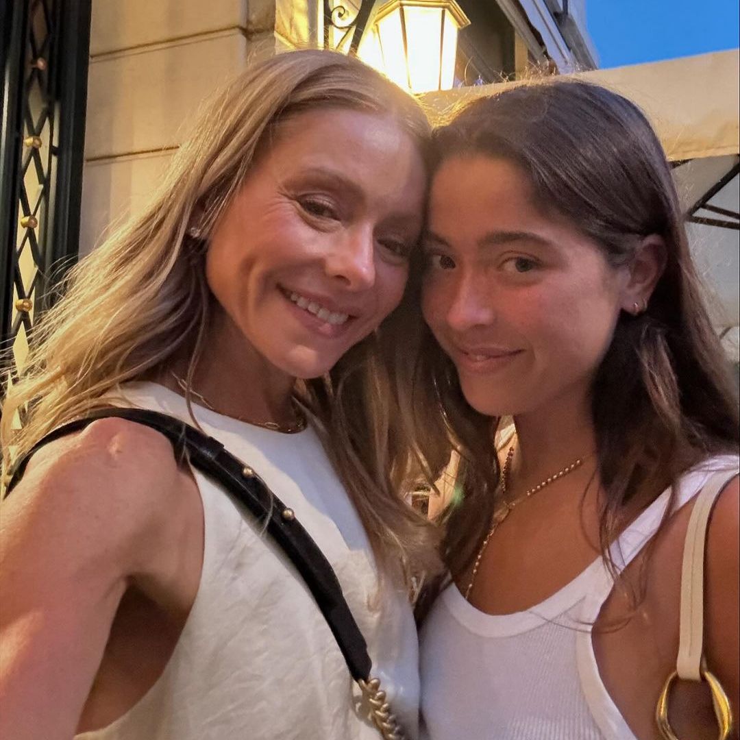 Kelly Ripa's daughter Lola fiercely defended after receiving unkind comments online