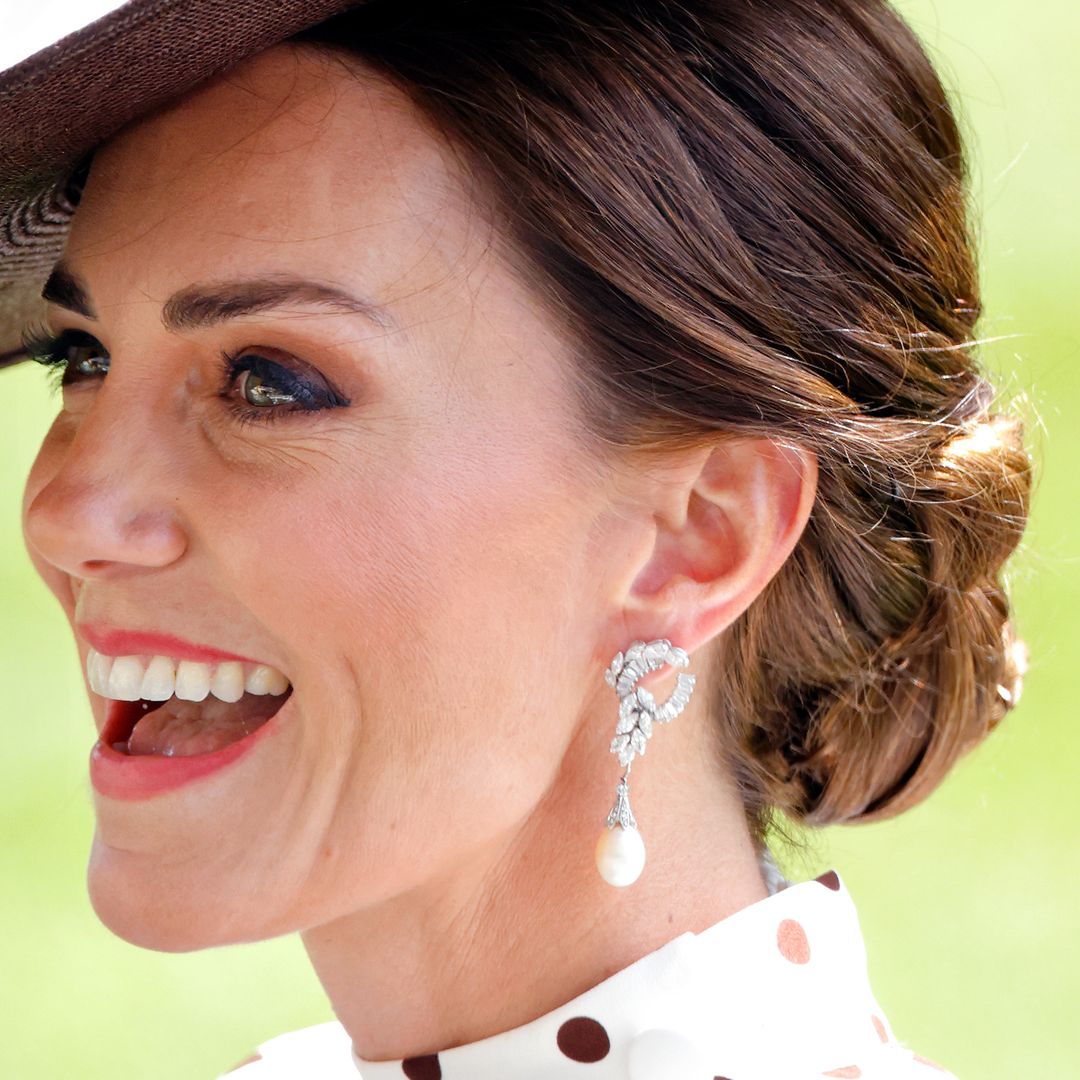 How to master the royal-approved 10-second bun everyone's talking about