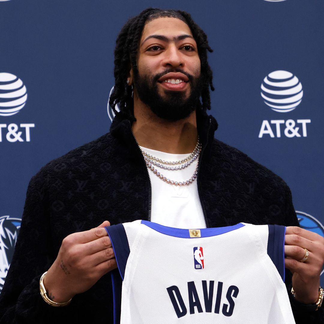 Meet Dallas Mavericks star Anthony Davis' stunning wife and their three children