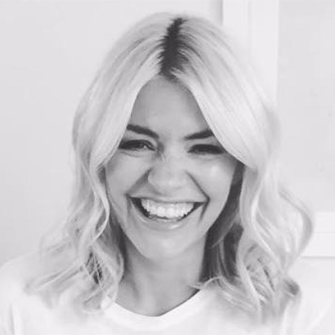Mystery as Holly Willoughby deletes Instagram photo of herself