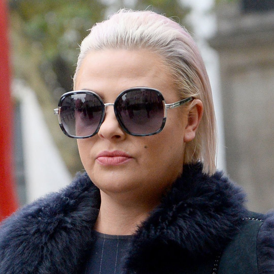 Lisa Armstrong still manages to look stunning in naptime selfie – see it here