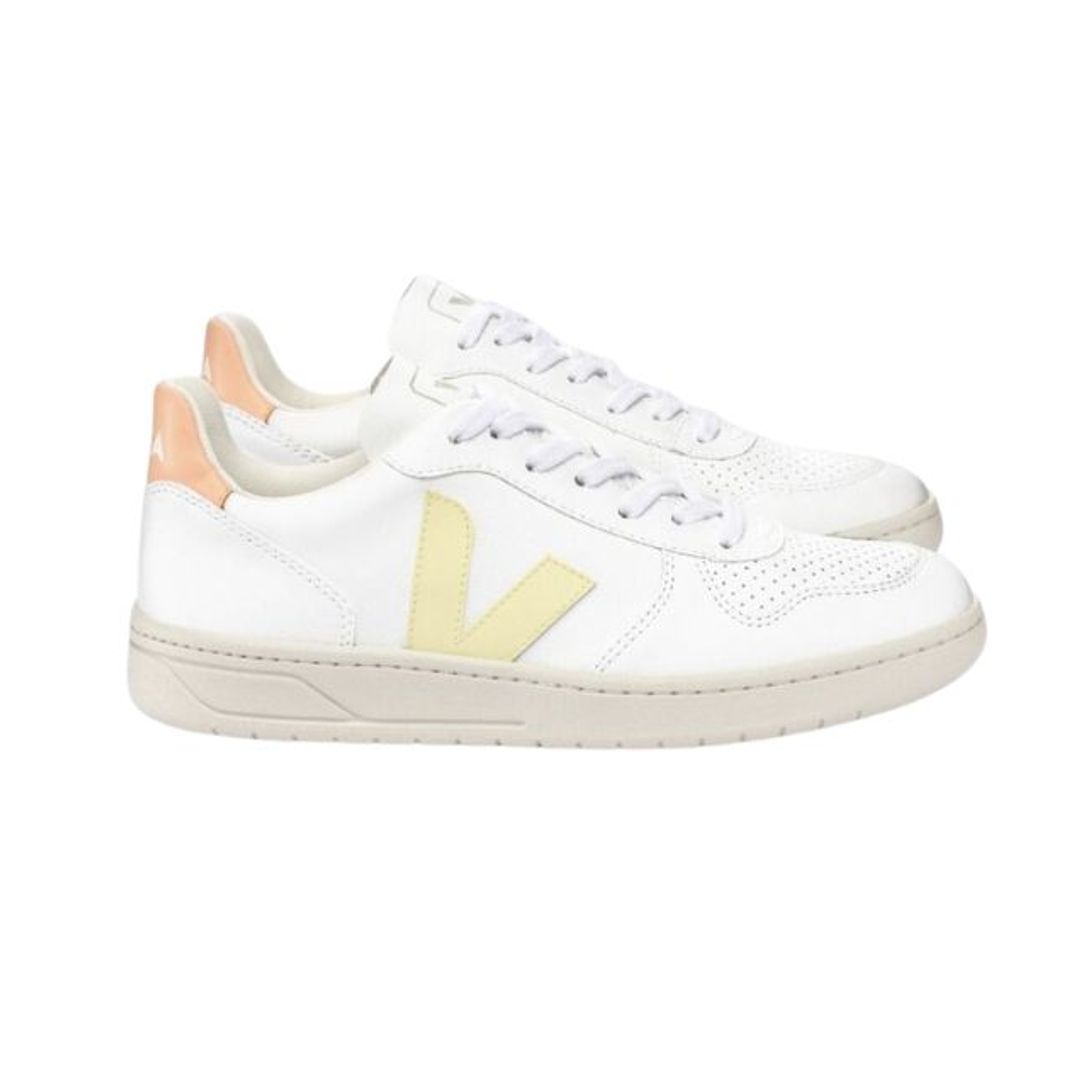 White and yellow trainers 