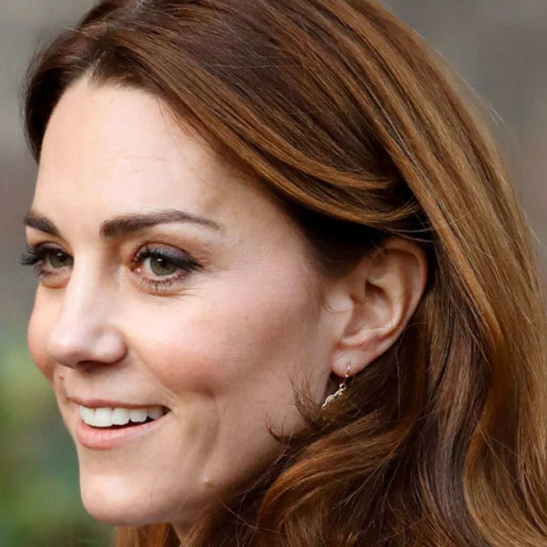 Smiling Kate Middleton wows in navy for Commonwealth Day appearance