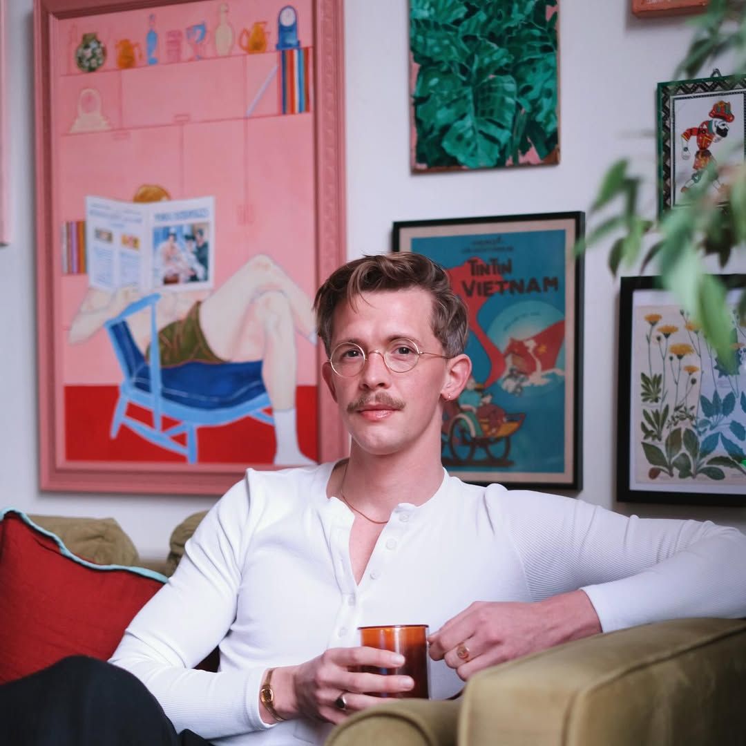 Traitors star Stephen Libby's rainbow home 680 miles from his native isle