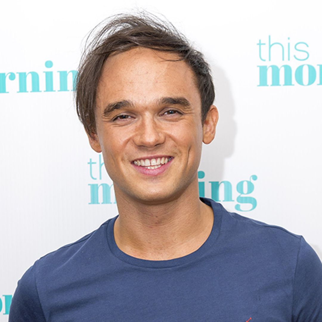 Gareth Gates divides opinions with sweeping 'combover'
