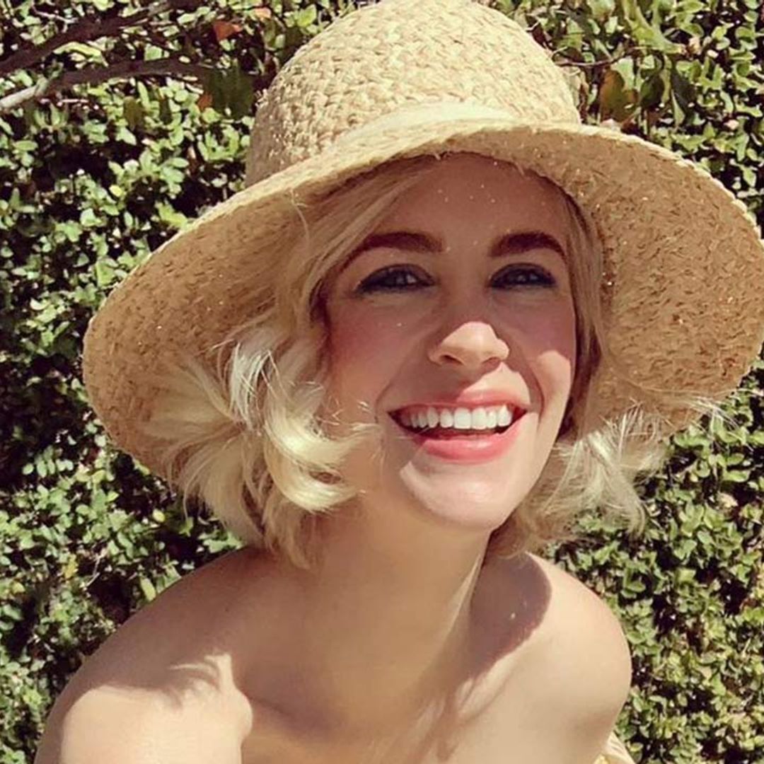 January Jones' plunging beach dress has fans asking questions