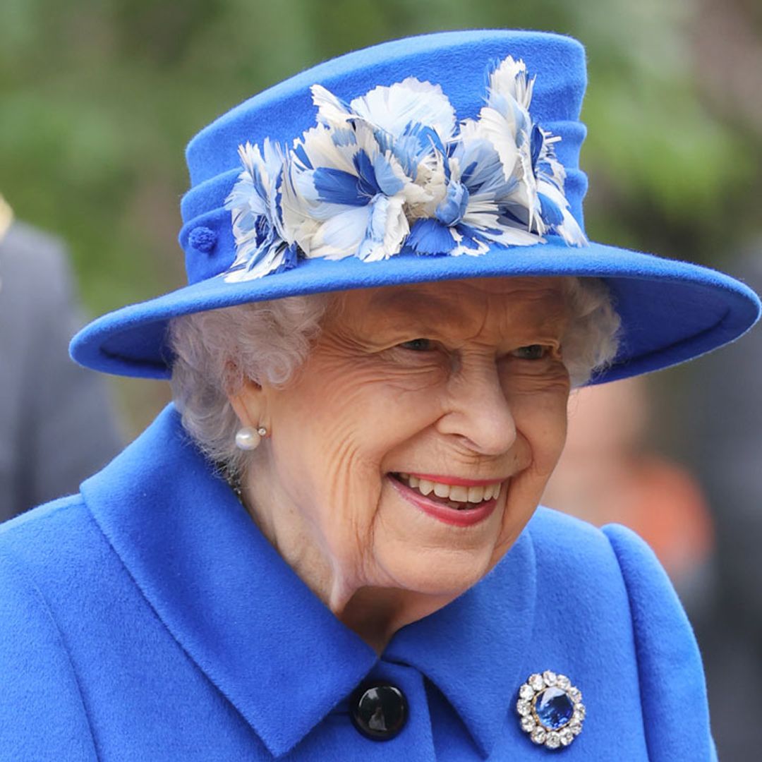 The Queen wears most cherished jewel for new Scotland outing