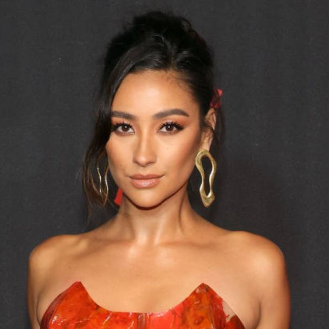 You star Shay Mitchell details her astounding 58-step beauty regime