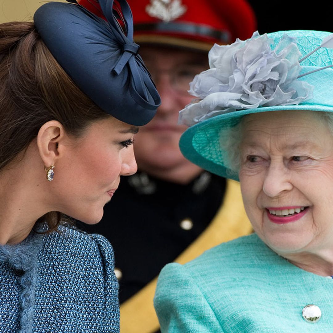 The Queen loved this trend long before Princess Kate - photo