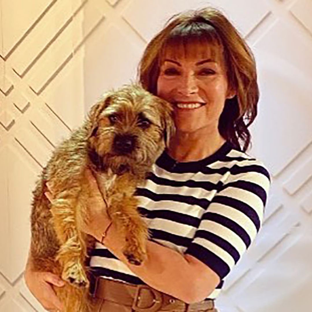 Lorraine Kelly interrupts Easter Holiday break to tell followers to stay safe indoors amid coronavirus outbreak