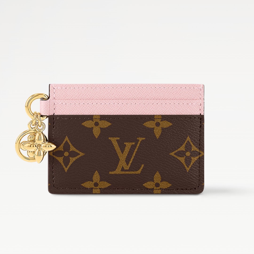 lv card holder product shot 