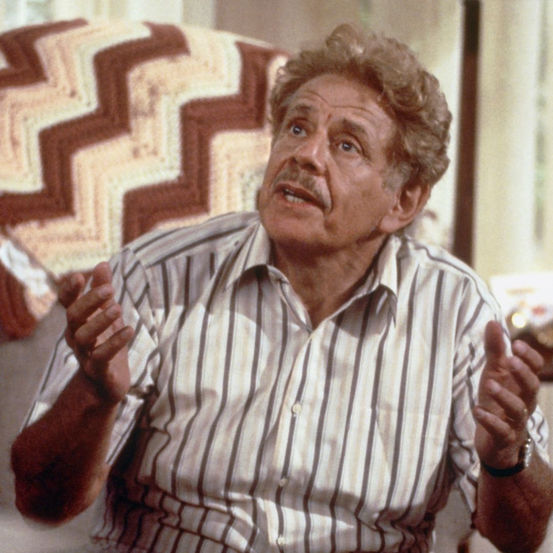 SEINFELD -- "The Chinese Woman" Episode 4 -- Aired 10/13/94 -- Pictured: Jerry Stiller as Frank Costanza