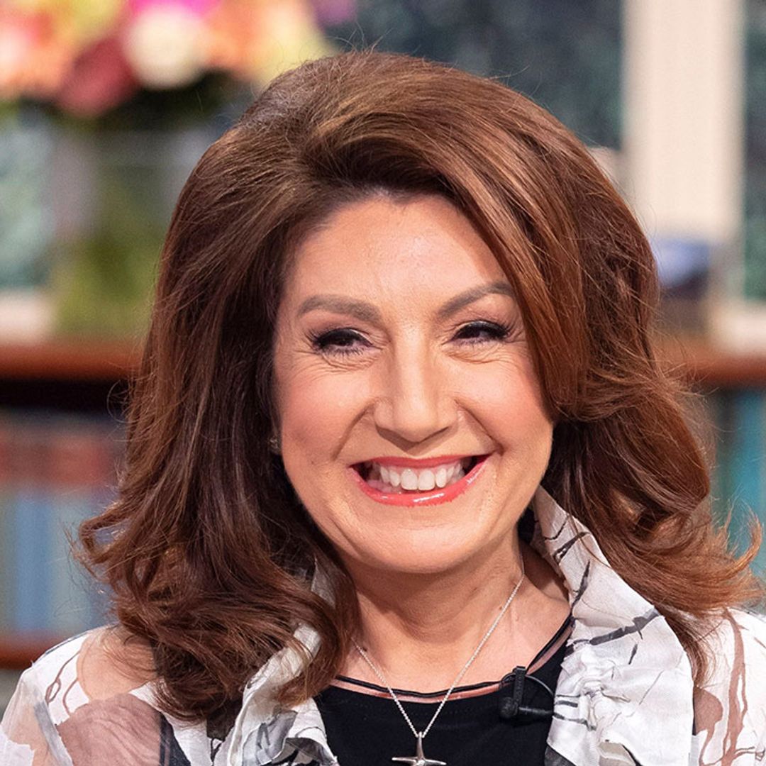 Jane McDonald praised by fans after latest gorgeous outfit