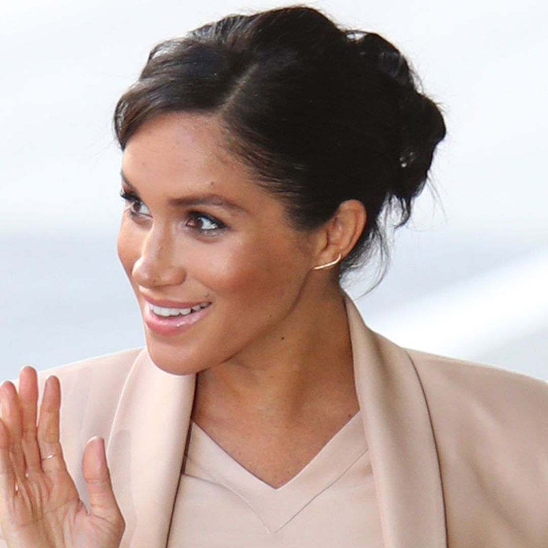 Best photos from Meghan Markle's starry appearance at National Theatre